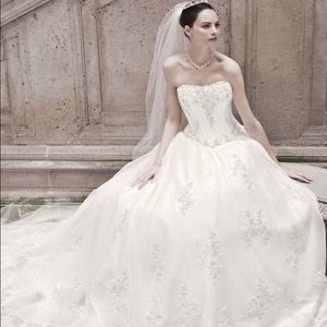 Oleg Cassini wedding dress ivory